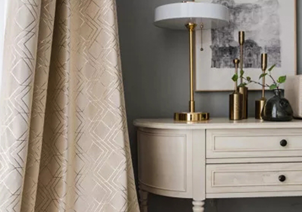 礼官窗帘好不好?